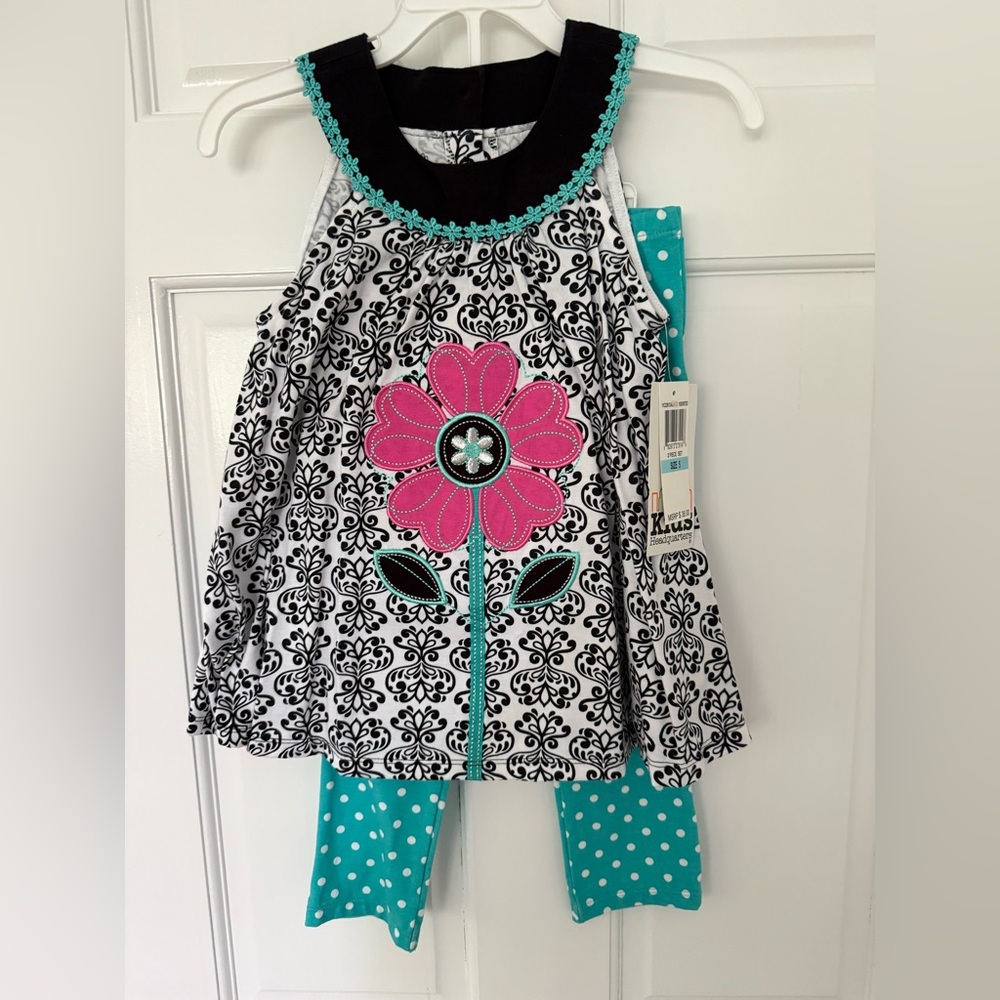 Kids Headquarters 2-Piece Set Girls Tunic Top And Capri Leggings NWT Size 5